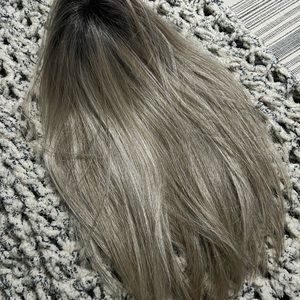 Raquel Welch topper, “Top Billing” in Shaded Biscuit?